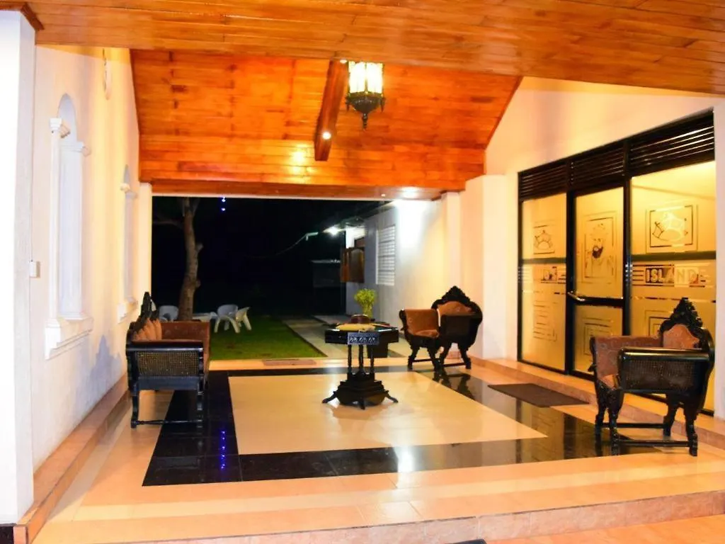 The Kings Island Resort Negombo 2*,  Sri Lanka